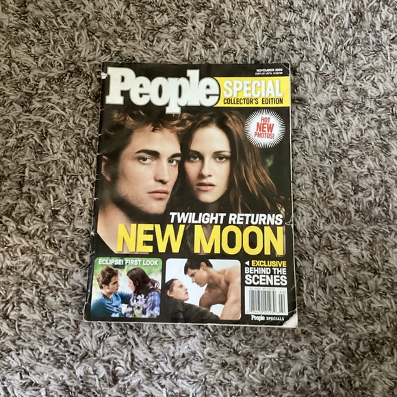 People Magazine Twilight Saga New Moon Collectors item GUC - Picture 1 of 11